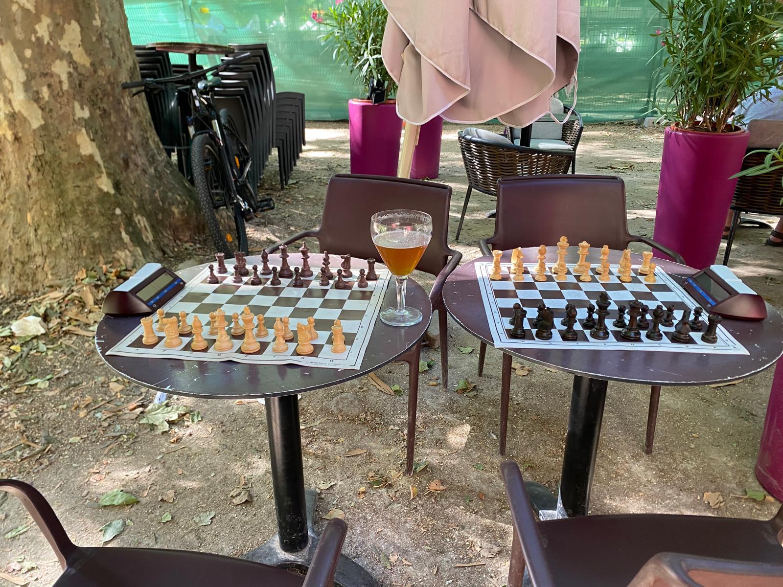 Parfois on bois...